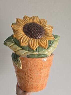 Vintage Cottagecore Sunflower Ceramic Cookie Jar